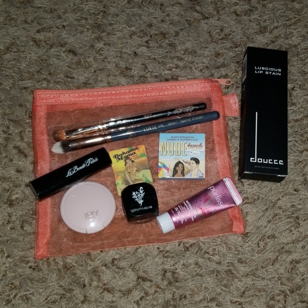 Makeup grab bag